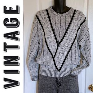 Vintage crewneck light grey & black flecks dad sweater w/ black leather trim, L